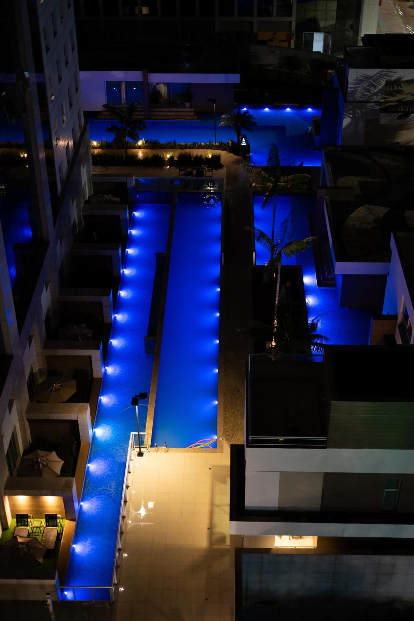 Candangolandia Jade Hotel Brasilia מראה חיצוני תמונה The pool at the W Hotel in Miami Beach