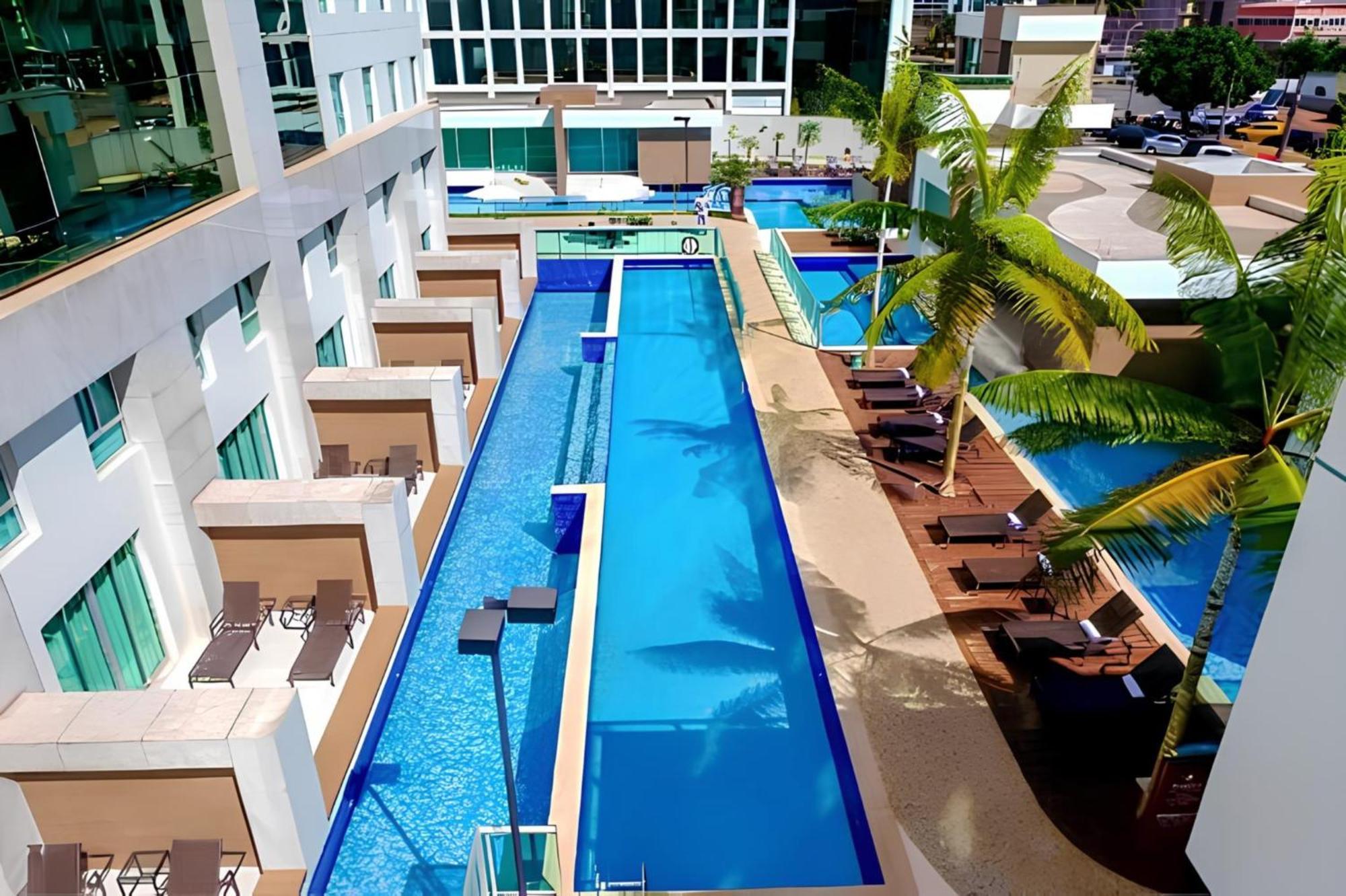 Candangolandia Jade Hotel Brasilia מראה חיצוני תמונה The swimming pool at the hotel